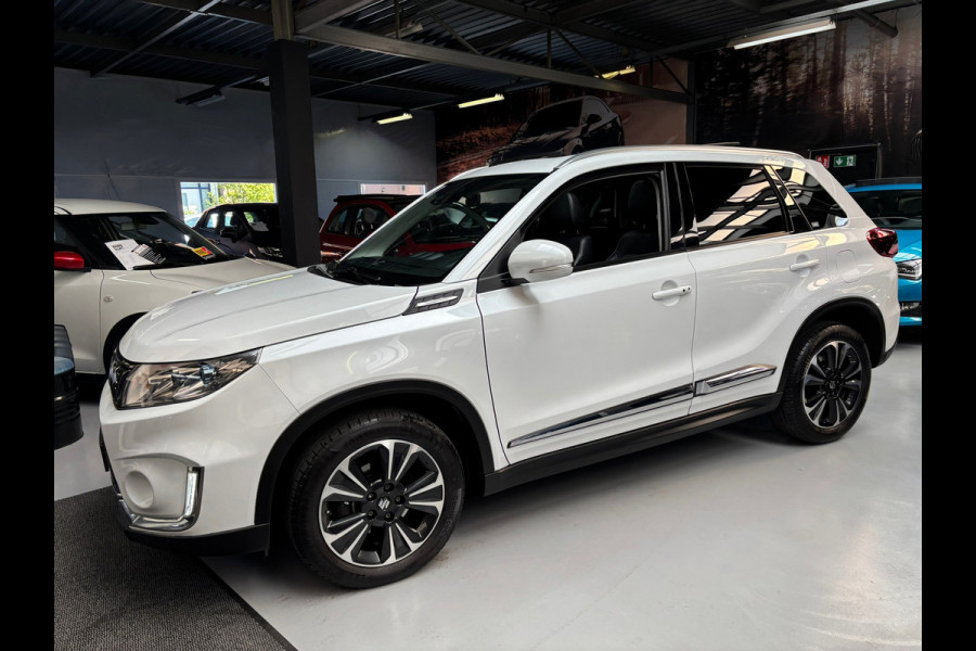 Suzuki Vitara 1.4 Boosterjet Style Smart Hybrid / PANO / Carplay
