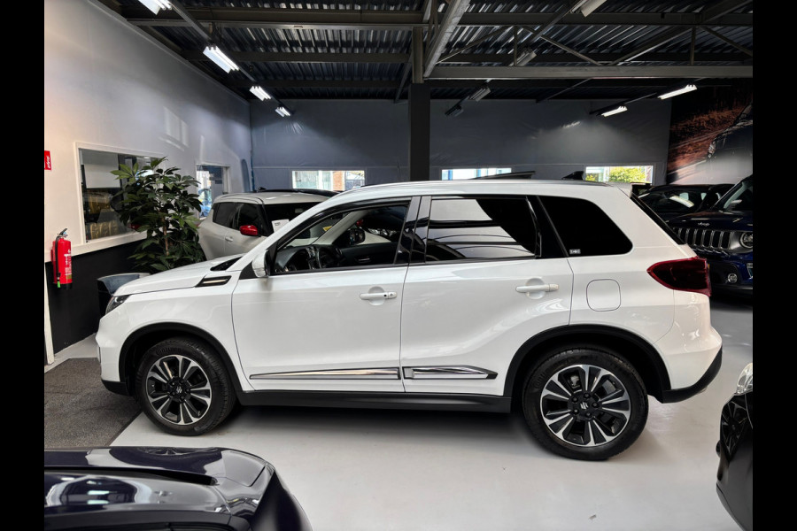 Suzuki Vitara 1.4 Boosterjet Style Smart Hybrid / PANO / Carplay