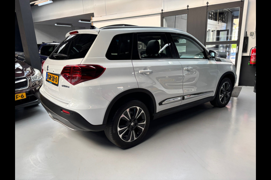Suzuki Vitara 1.4 Boosterjet Style Smart Hybrid / PANO / Carplay