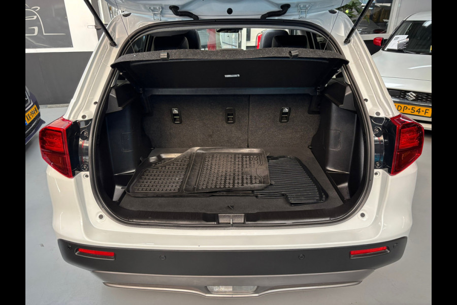 Suzuki Vitara 1.4 Boosterjet Style Smart Hybrid / PANO / Carplay