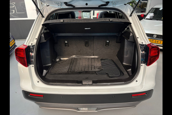 Suzuki Vitara 1.4 Boosterjet Style Smart Hybrid / PANO / Carplay