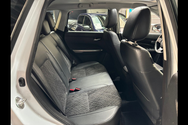 Suzuki Vitara 1.4 Boosterjet Style Smart Hybrid / PANO / Carplay
