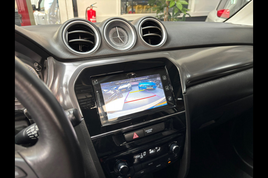 Suzuki Vitara 1.4 Boosterjet Style Smart Hybrid / PANO / Carplay