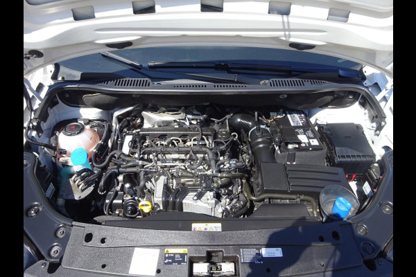 Volkswagen Caddy 2.0 TDI L2H1 VW MAXI DSG AUTOMAAT LAADRUIMTE INRICHTING AIRCO CRUISE NAVIGATIE