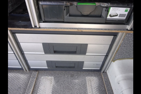 Volkswagen Caddy 2.0 TDI L2H1 VW MAXI DSG AUTOMAAT LAADRUIMTE INRICHTING AIRCO CRUISE NAVIGATIE