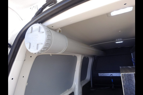 Volkswagen Caddy 2.0 TDI L2H1 VW MAXI DSG AUTOMAAT LAADRUIMTE INRICHTING AIRCO CRUISE NAVIGATIE