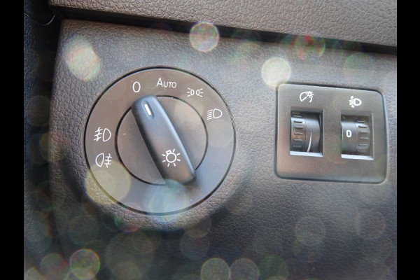 Volkswagen Caddy 2.0 TDI L2H1 VW MAXI DSG AUTOMAAT LAADRUIMTE INRICHTING AIRCO CRUISE NAVIGATIE