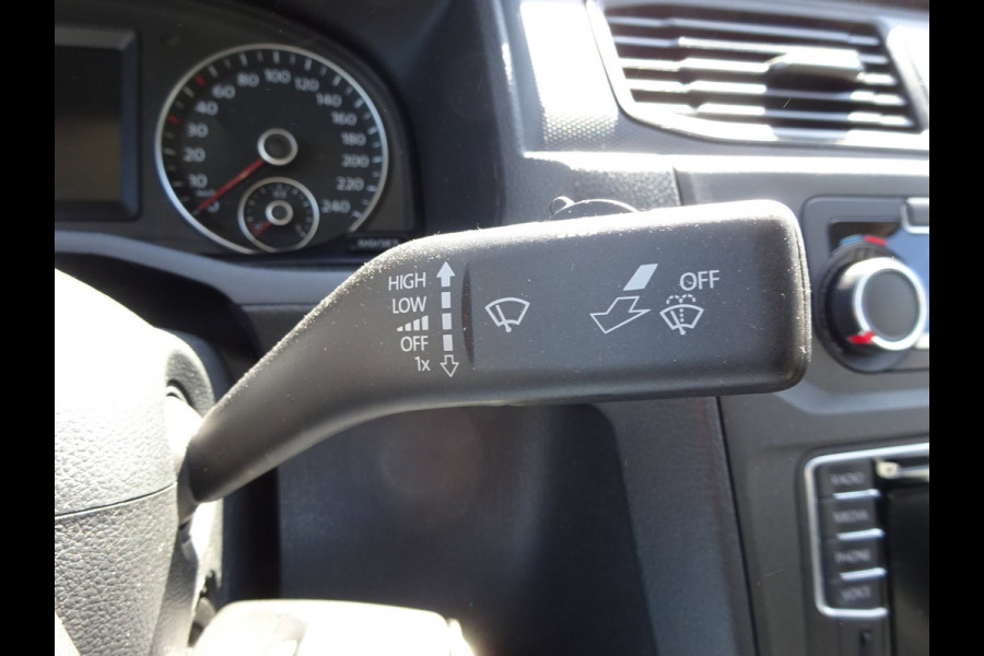 Volkswagen Caddy 2.0 TDI L2H1 VW MAXI DSG AUTOMAAT LAADRUIMTE INRICHTING AIRCO CRUISE NAVIGATIE