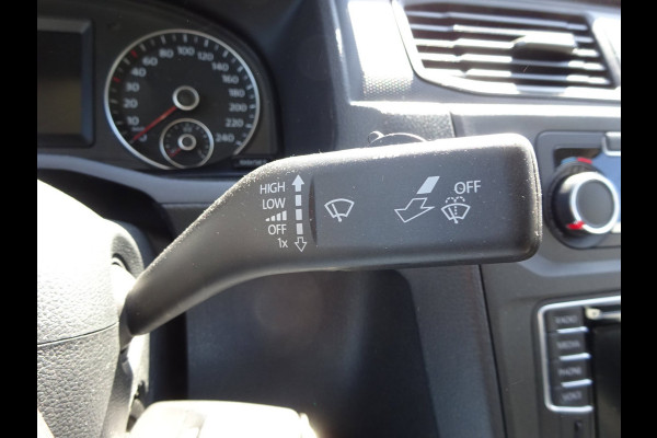 Volkswagen Caddy 2.0 TDI L2H1 VW MAXI DSG AUTOMAAT LAADRUIMTE INRICHTING AIRCO CRUISE NAVIGATIE