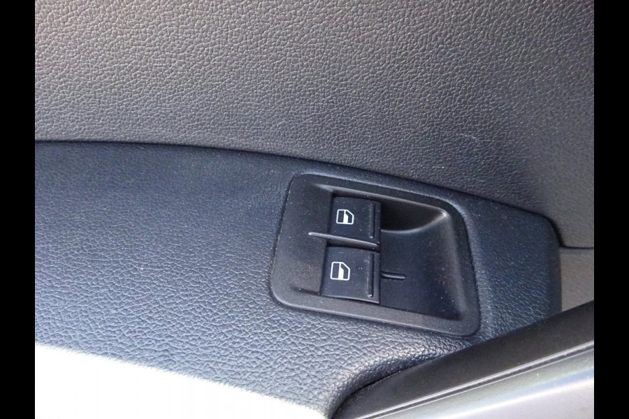 Volkswagen Caddy 2.0 TDI L2H1 VW MAXI DSG AUTOMAAT LAADRUIMTE INRICHTING AIRCO CRUISE NAVIGATIE