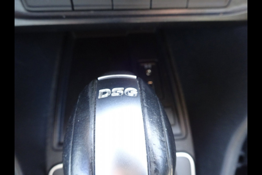 Volkswagen Caddy 2.0 TDI L2H1 VW MAXI DSG AUTOMAAT LAADRUIMTE INRICHTING AIRCO CRUISE NAVIGATIE