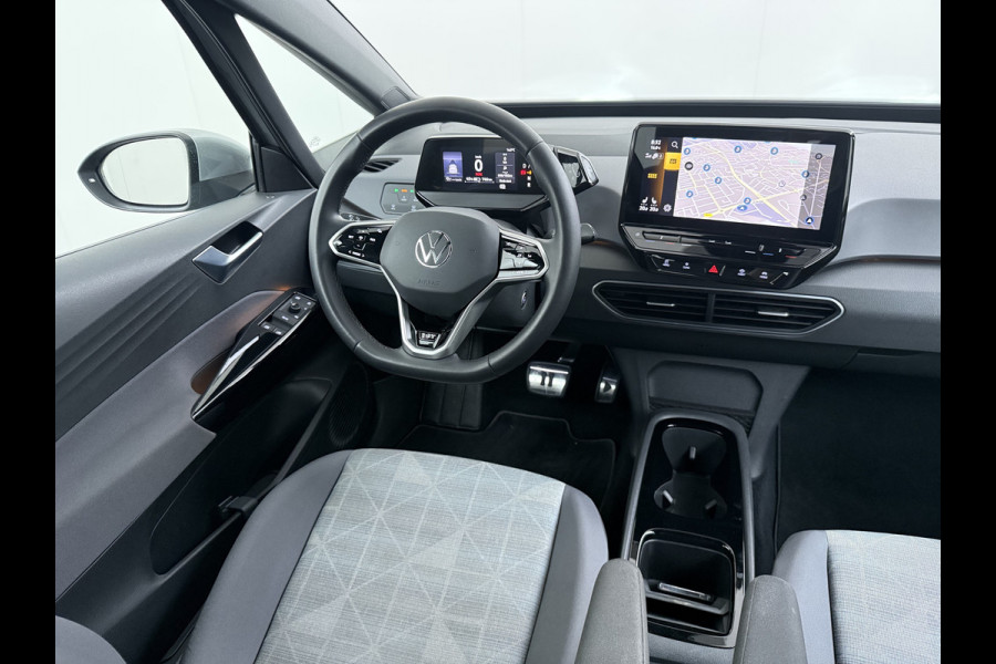 Volkswagen ID.3 First 58kWh SOH 94% Trekhaak Adap.Cruise AppConnect Navi Stoelverw. Pdc Dab Aut.Verlichting Bluetooth Ecc Isofix Led Elek.Ramen Verwarmbare Spiegels Org.NL-auto!