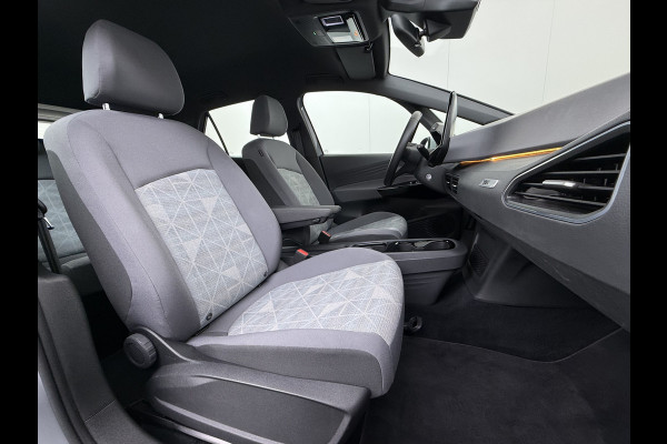 Volkswagen ID.3 First 58kWh SOH 94% Trekhaak Adap.Cruise AppConnect Navi Stoelverw. Pdc Dab Aut.Verlichting Bluetooth Ecc Isofix Led Elek.Ramen Verwarmbare Spiegels Org.NL-auto!