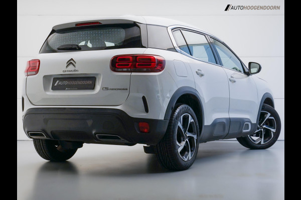 Citroën C5 Aircross 1.2 PureTech C-Series Deluxe (APPLE CARPLAY,CRUISE CONTROL,PARELMOER,LANE ASSIST,PARKEERSENSOREN,TOPCONDITIE)