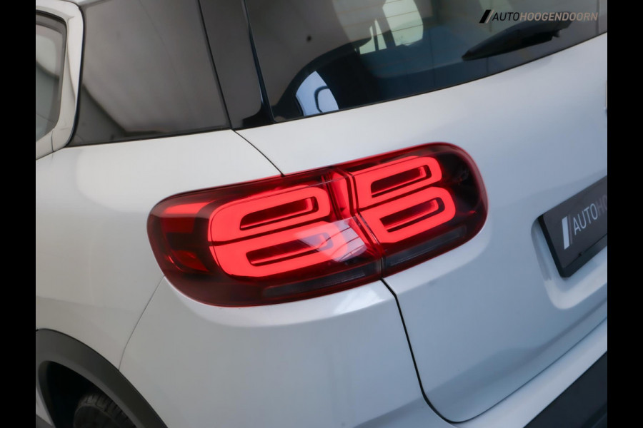 Citroën C5 Aircross 1.2 PureTech C-Series Deluxe (APPLE CARPLAY,CRUISE CONTROL,PARELMOER,LANE ASSIST,PARKEERSENSOREN,TOPCONDITIE)