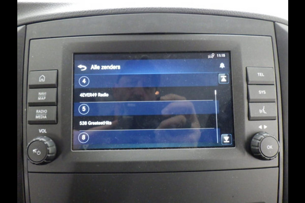 Mercedes-Benz EVITO TOURER PRO L2 90 kWh | 25.000 Km | SOH 95,5% | 9 Zitplaatsen | WORDT VERWACHT!