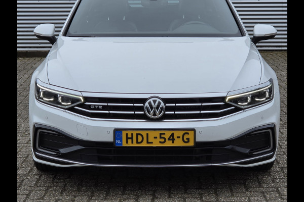 Volkswagen Passat Variant 1.4 TSI PHEV GTE Business Pano Stoel Massage Acc