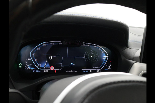 BMW iX3 M-SPORT HIGH EXECUTIVE 80 kWh + TREKHAAK | HEAD-UP | 360 CAMERA | PANORAMA | STUURVERWARMING