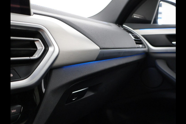 BMW iX3 M-SPORT HIGH EXECUTIVE 80 kWh + TREKHAAK | HEAD-UP | 360 CAMERA | PANORAMA | STUURVERWARMING