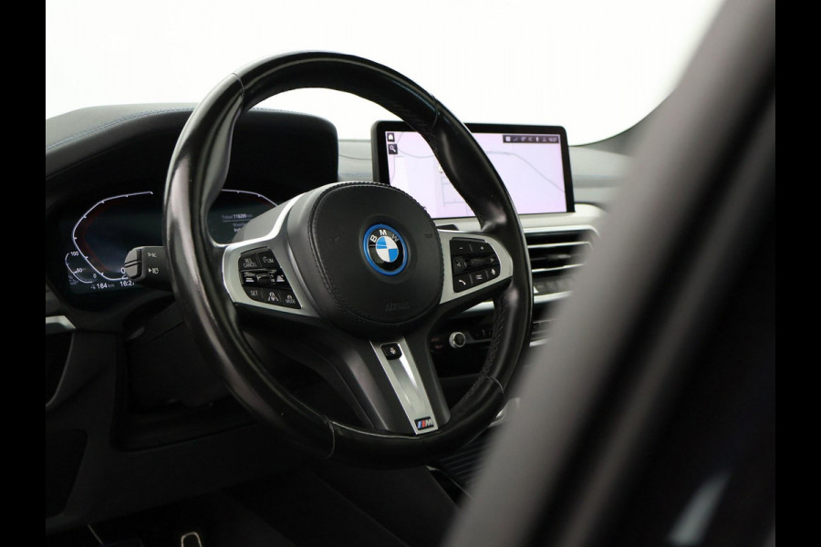 BMW iX3 M-SPORT HIGH EXECUTIVE 80 kWh + TREKHAAK | HEAD-UP | 360 CAMERA | PANORAMA | STUURVERWARMING