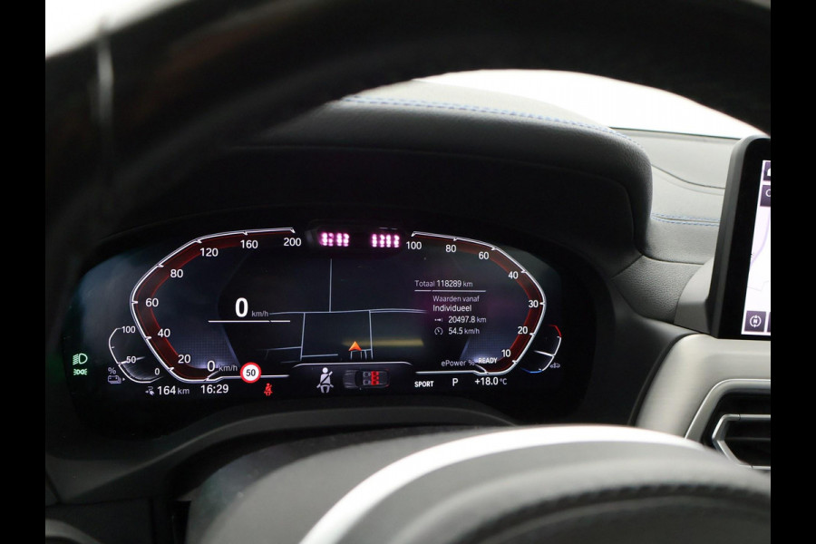 BMW iX3 M-SPORT HIGH EXECUTIVE 80 kWh + TREKHAAK | HEAD-UP | 360 CAMERA | PANORAMA | STUURVERWARMING
