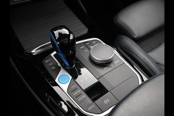 BMW iX3 M-SPORT HIGH EXECUTIVE 80 kWh + TREKHAAK | HEAD-UP | 360 CAMERA | PANORAMA | STUURVERWARMING