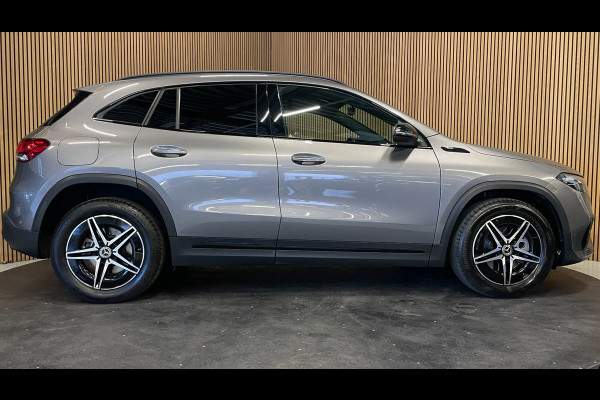 Mercedes-Benz EQA 250 Business Solution AMG 67 kWh|97% SOH|DIGITAL COCKPIT|CARPLAY|CAMERA|STOELVERWARMING|1/2 LEDER|NAP|NL-AUTO|