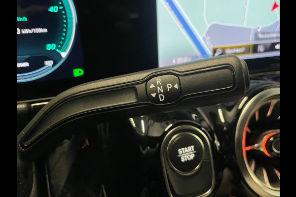Mercedes-Benz EQA 250 Business Solution AMG 67 kWh|97% SOH|DIGITAL COCKPIT|CARPLAY|CAMERA|STOELVERWARMING|1/2 LEDER|NAP|NL-AUTO|