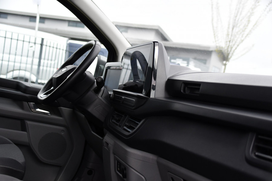 Ford Transit Custom 300 2.0 TDCI L1H1 Limited PB Edition Adaptieve Cruise, Camera, Carplay, LED, Stoelverwarming, 170pk, Automaat, Sensoren, Trekhaak, Sensoren, Uniek!