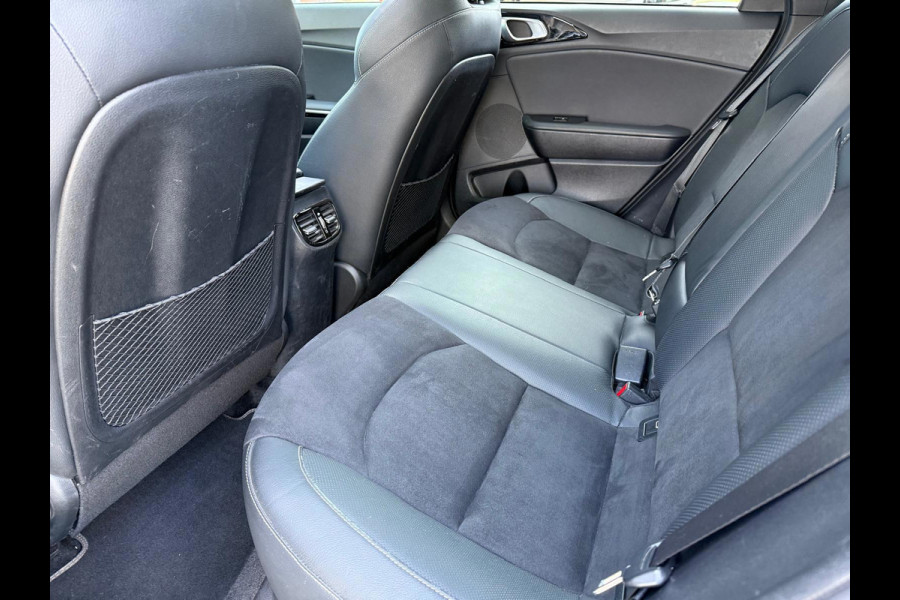 Kia Ceed 1.0 T-GDi GT-Line - Pano/Schuifdak - Camera - Navi - Trekhaak - Org.NL