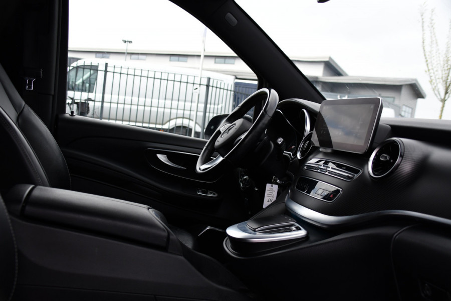 Mercedes-Benz V-Klasse 300d AMG Black Edition Camera, Cruise, Carplay, LED, 2 x Schuifdeur, 237pk, Automaat, Leder, Automaat, Multimedia, Stoelverwarming, Uniek!