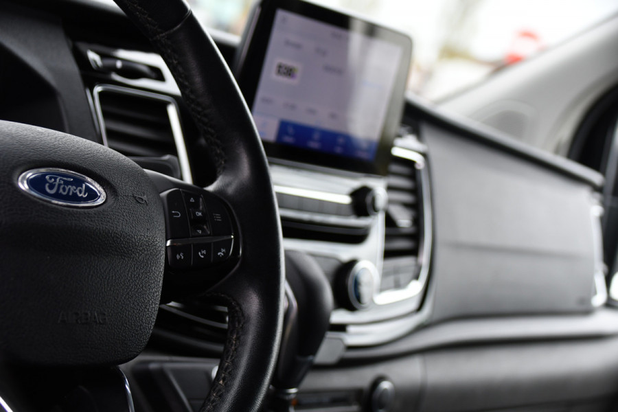 Ford Transit Custom 320 2.0 TDCI L1H1 Sport DC Black Edition Adaptieve Cruise, Camera, Carplay, Xenon, 185pk, 2 x Schuifdeur, Stoelverwarming, Leder, Uniek!