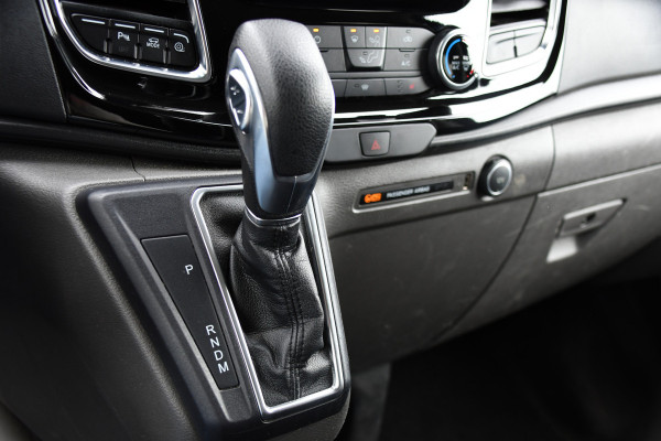 Ford Transit Custom 320 2.0 TDCI L1H1 Sport DC Black Edition Adaptieve Cruise, Camera, Carplay, Xenon, 185pk, 2 x Schuifdeur, Stoelverwarming, Leder, Uniek!