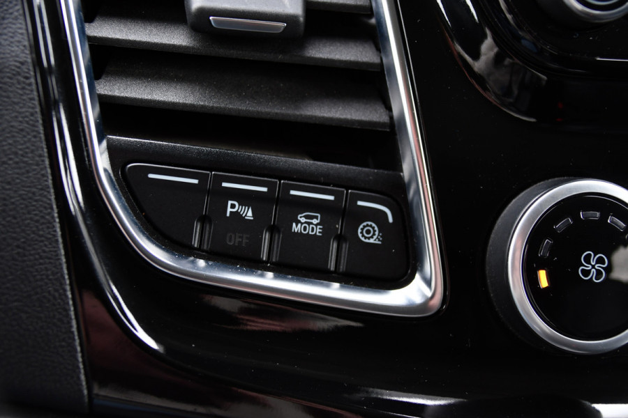 Ford Transit Custom 320 2.0 TDCI L1H1 Sport DC Black Edition Adaptieve Cruise, Camera, Carplay, Xenon, 185pk, 2 x Schuifdeur, Stoelverwarming, Leder, Uniek!