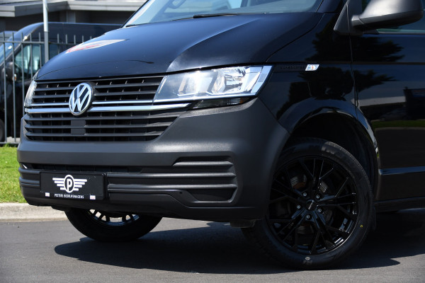 Volkswagen Transporter 2.0 TDI L1H1 30 Black Edition Cruise, Carplay, 150PK, Automaat, Standkachel, Stoelverwarming, Sensoren, Trekhaak