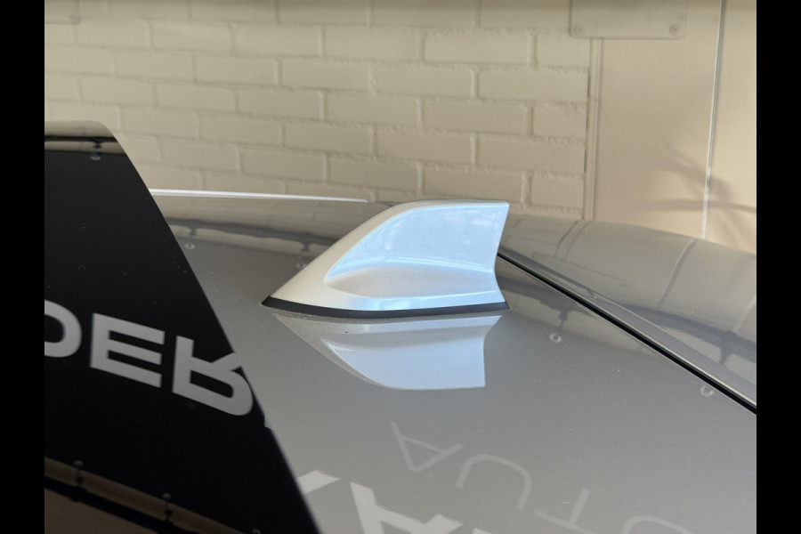 Renault Captur 1.3 TCe 155 Edition One | Pano | 360 Camera | Stoel&Stuurverwarming | 18" |  Groot Navi | ACC | Dodehoek | 100% onderhouden!