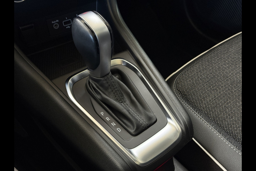 Renault Captur 1.3 TCe 155 Edition One | Pano | 360 Camera | Stoel&Stuurverwarming | 18" |  Groot Navi | ACC | Dodehoek | 100% onderhouden!