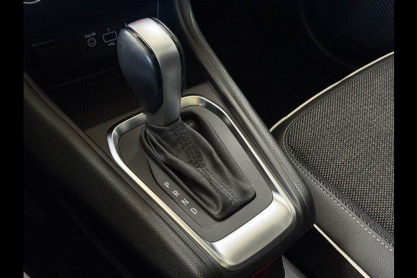 Renault Captur 1.3 TCe 155 Edition One | Pano | 360 Camera | Stoel&Stuurverwarming | 18" |  Groot Navi | ACC | Dodehoek | 100% onderhouden!