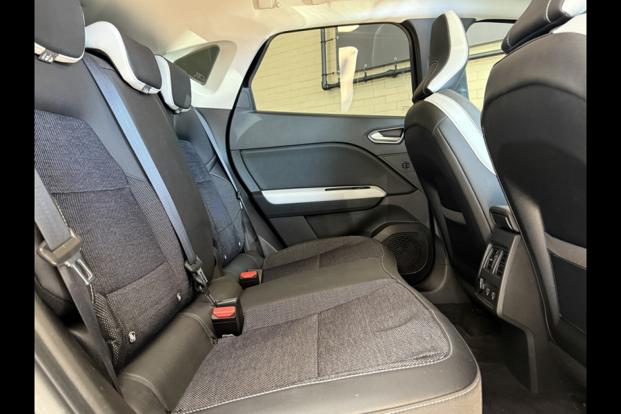 Renault Captur 1.3 TCe 155 Edition One | Pano | 360 Camera | Stoel&Stuurverwarming | 18" |  Groot Navi | ACC | Dodehoek | 100% onderhouden!