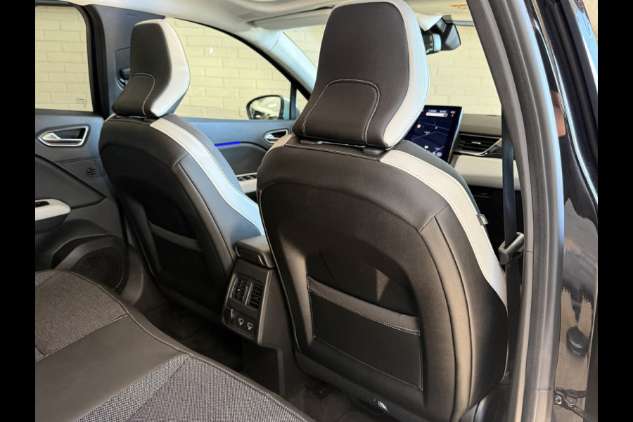 Renault Captur 1.3 TCe 155 Edition One | Pano | 360 Camera | Stoel&Stuurverwarming | 18" |  Groot Navi | ACC | Dodehoek | 100% onderhouden!