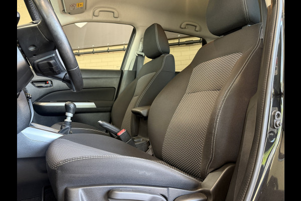 Suzuki Vitara 1.4 Boosterjet Comfort | Navi | Stoelverwarming | 17" | Camera | Carplay | Cruise | 100% onderhouden