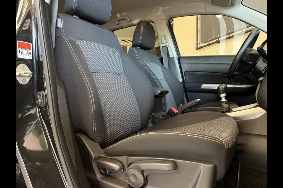 Suzuki Vitara 1.4 Boosterjet Comfort | Navi | Stoelverwarming | 17" | Camera | Carplay | Cruise | 100% onderhouden