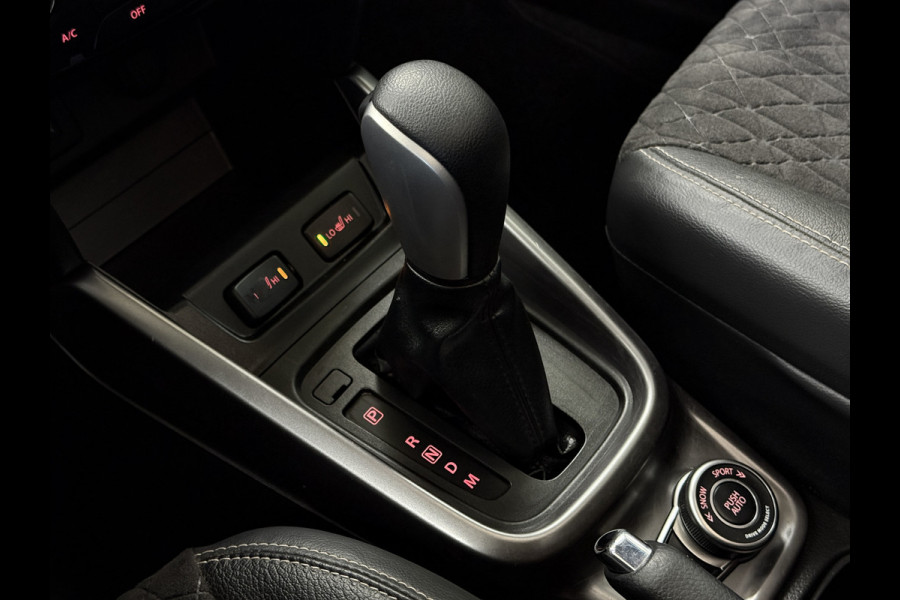 Suzuki Vitara 1.4 Boosterjet AllGrip Comfort | Trekhaak | Pano | 17" | Carplay | Camera | ACC | Dodehoek | Stoelverwarming | 100% onderhouden!