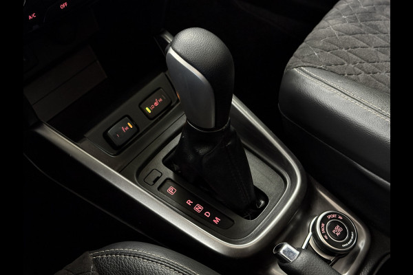 Suzuki Vitara 1.4 Boosterjet AllGrip Comfort | Trekhaak | Pano | 17" | Carplay | Camera | ACC | Dodehoek | Stoelverwarming | 100% onderhouden!