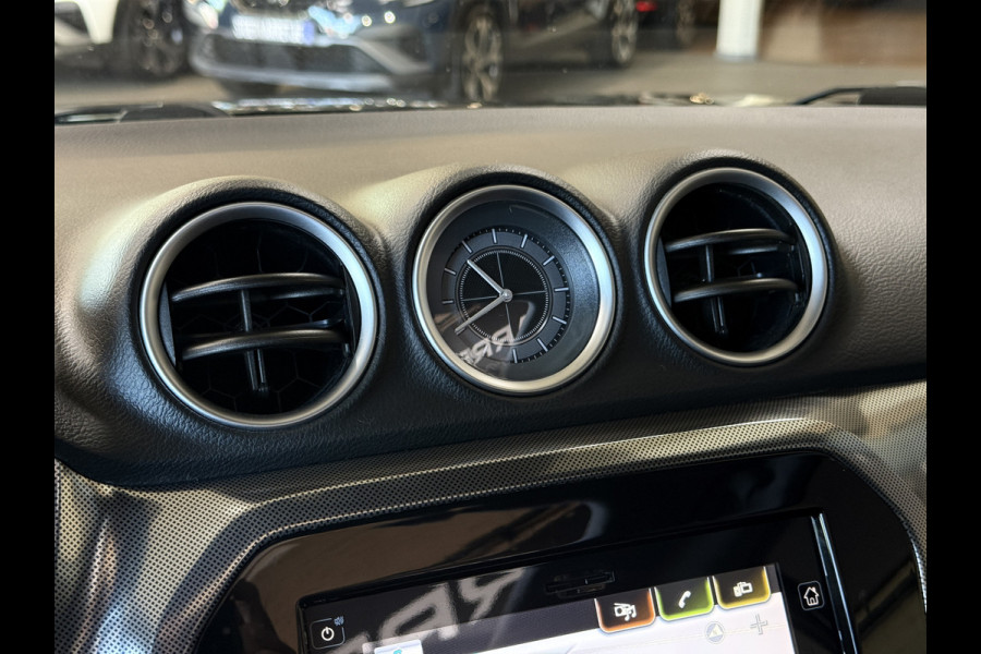 Suzuki Vitara 1.4 Boosterjet AllGrip Comfort | Trekhaak | Pano | 17" | Carplay | Camera | ACC | Dodehoek | Stoelverwarming | 100% onderhouden!