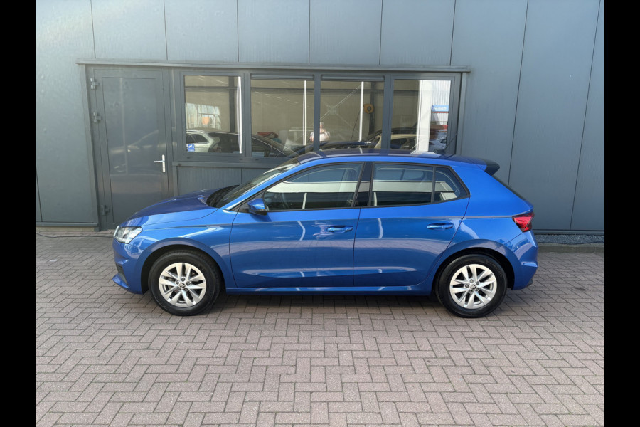 Škoda Fabia 1.0 TSi 95pk Ambition 5-drs. CARPLAY/CRUISE/PDC/TREKHAAK/STOELVERWARMING