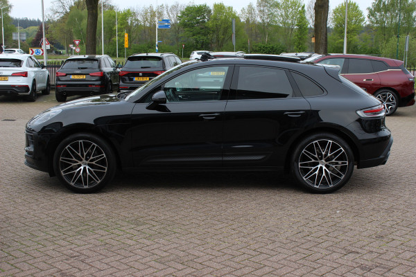 Porsche Macan 2.0 / Panoramadak / Camera / Carbon intr. / Matrix LED / Leder / 21'' / Sportchrono / Bose / CarPlay / Stoelventilatie+Verwarming / Stuurverwarming / Dodehoek / DAB / ACC
