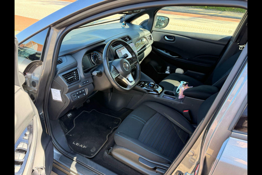 Nissan Leaf N-Connecta 40 kWh 150pk SOH 94.5% | Adaptieve Cruise | Stoelverwarming | 360 graden Camera's