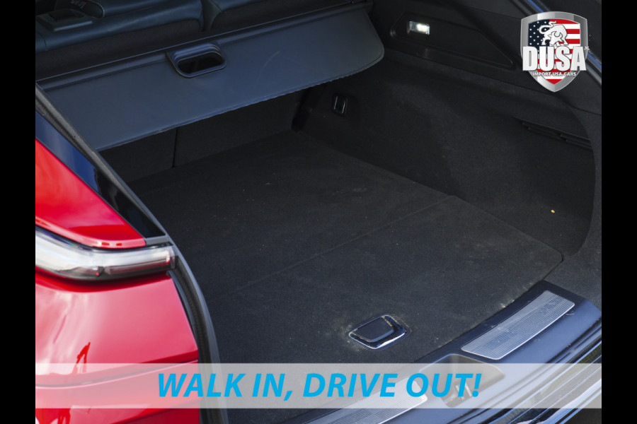 Cadillac Lyriq | Sport 600e | AWD | Nieuw Binnen! Radient Red |