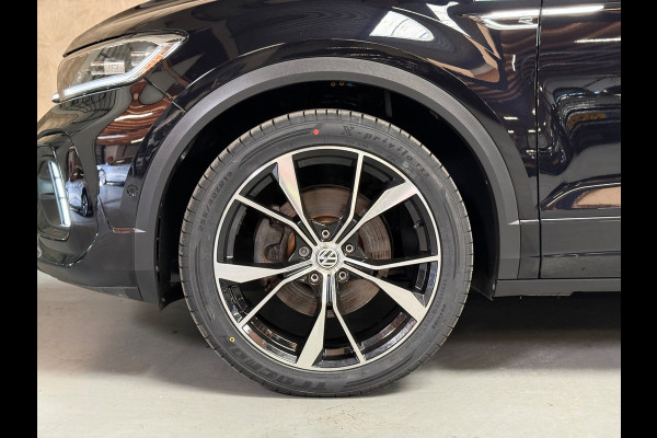 Volkswagen T-Roc 1.5 TSI R-Line | Camera | Stoelverwarming | Pano | Carplay | Led | Navi